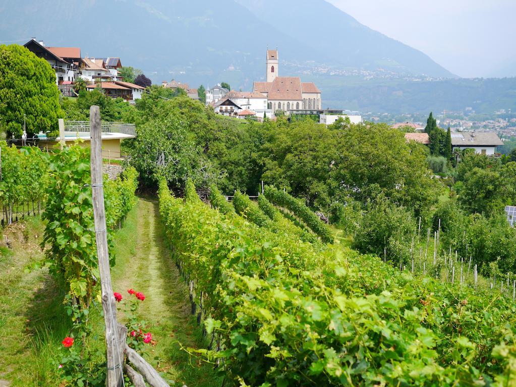 Weingut Pardellerhof Villa Marlengo Bagian luar foto