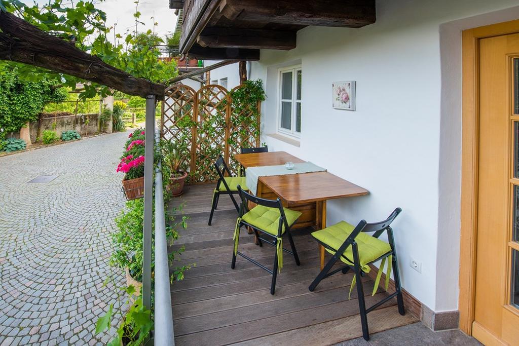 Weingut Pardellerhof Villa Marlengo Bagian luar foto